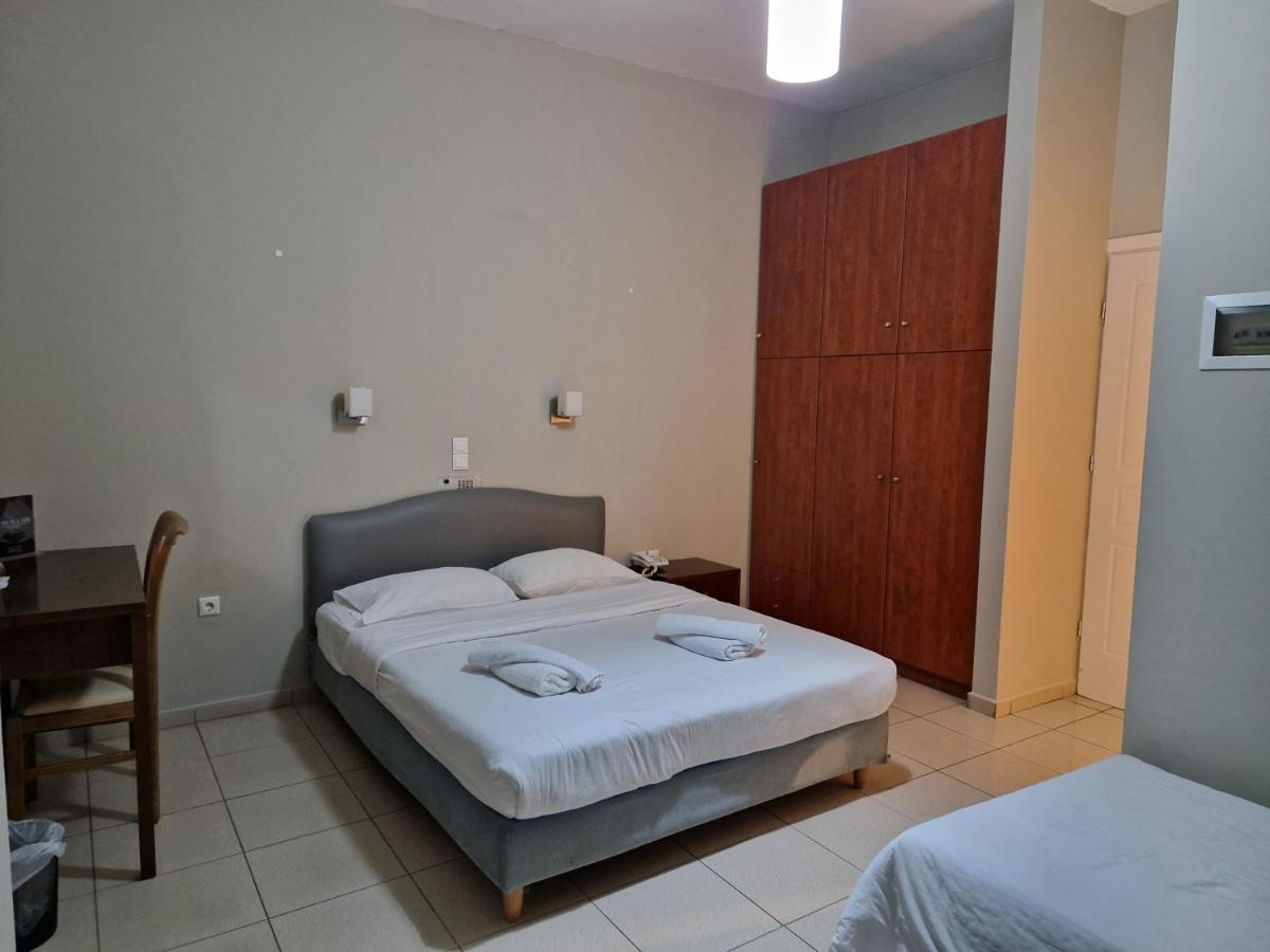 Cavallari Palace Hotel Suites Acharnes Exterior photo