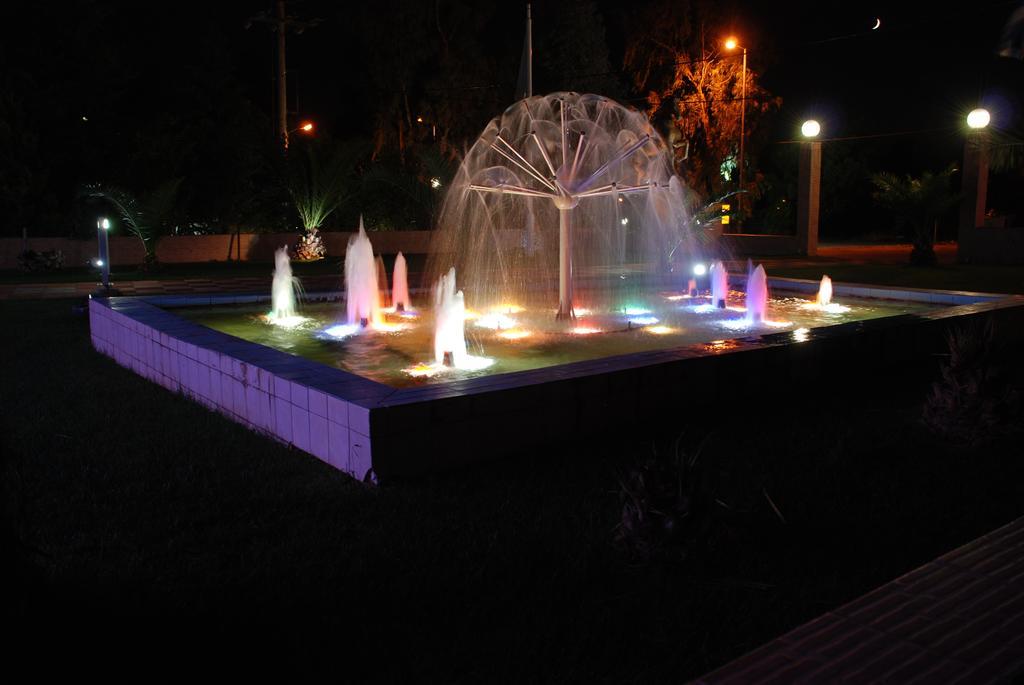 Cavallari Palace Hotel Suites Acharnes Exterior photo