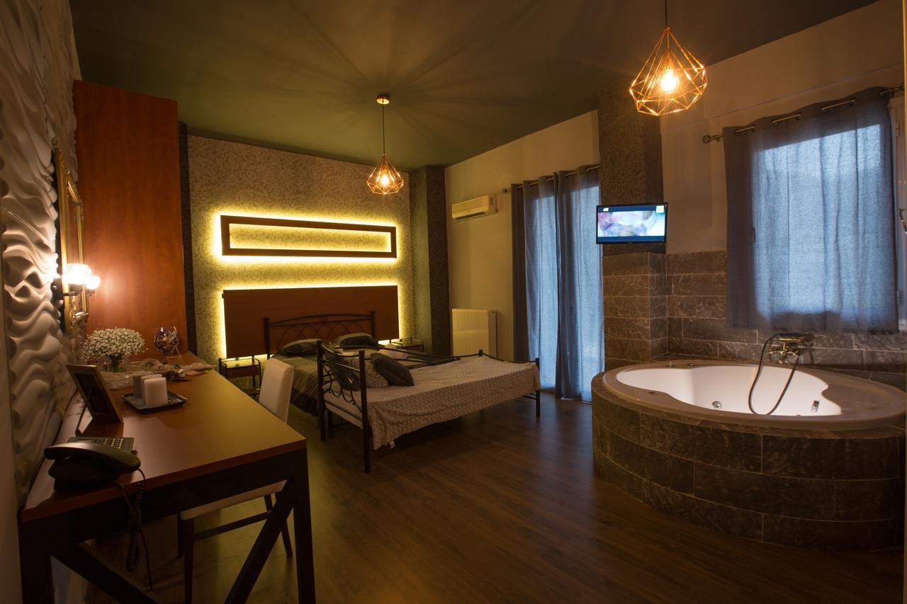 Cavallari Palace Hotel Suites Acharnes Exterior photo